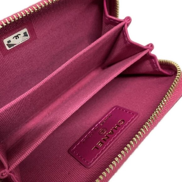 Auth CHANEL - Purple Calfskin Coin Case Gold hardware - Picture 3 of 10